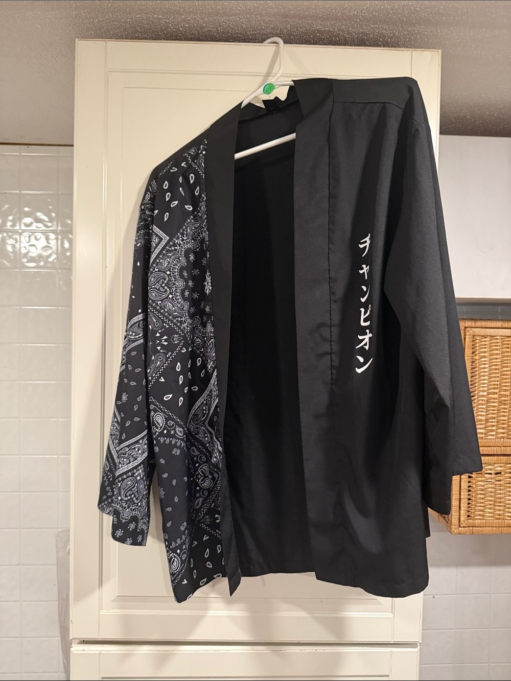 Shein Black Kimono-Style Jacket with Bandana Print Sleeve size medium 7:23